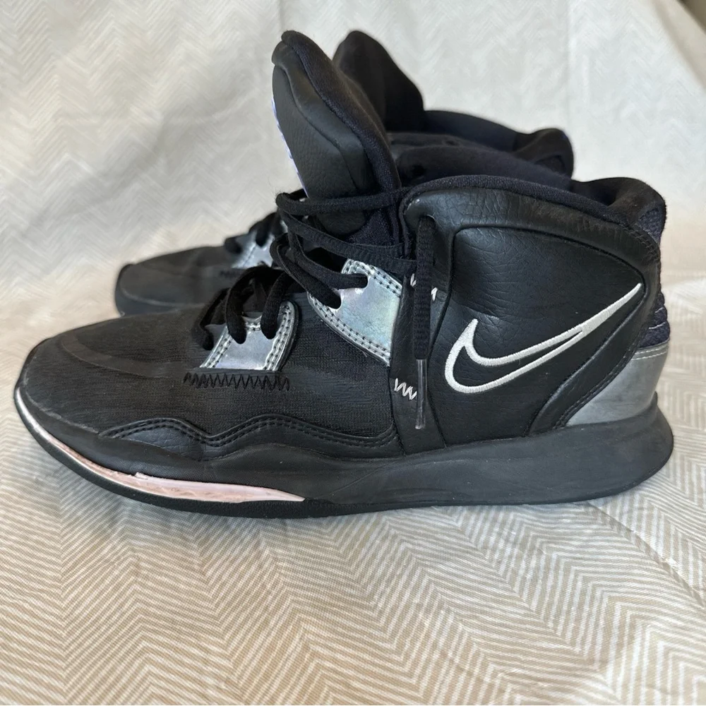 NIKE KYRIE INFINITY GS BLACK METALLIC SILVER CONCORD DD0334-005 BASKETBALL (5.5)
